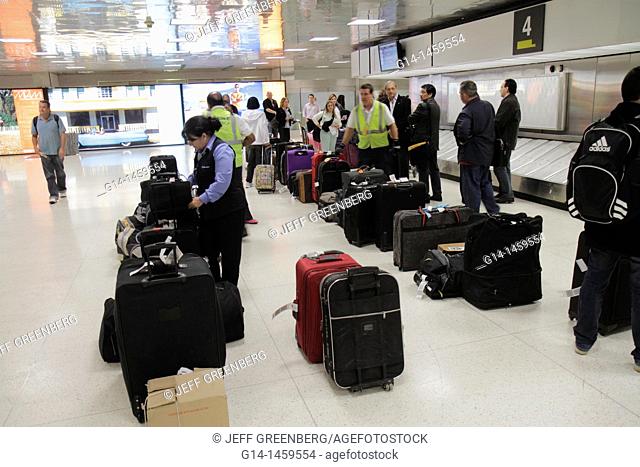 Florida, Miami, Miami International Airport, MIA, arriving passengers, baggage claim, luggage