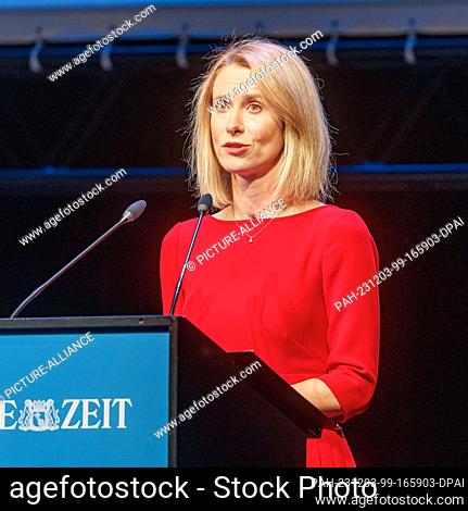 03 December 2023, Hamburg: Estonian Prime Minister Katja Kallas gives her acceptance speech after receiving the Marion Dönhoff Prize.