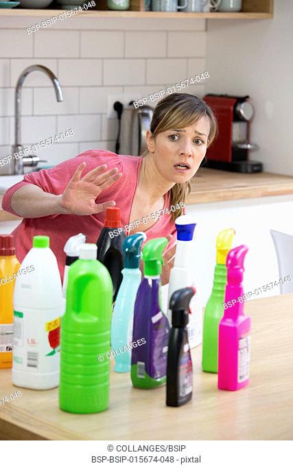 Toxic household cleaning products