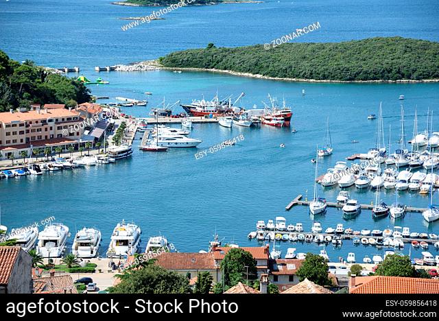 Bootshafen, Vrsar, Kroatien, vrsar, istrien, stadt, ort, hafen, meer, mittelmeer, küste, yachthafen, jachthafen, tiefblick