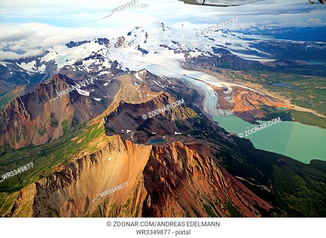 Flug über den Katmai National Park in Alaska