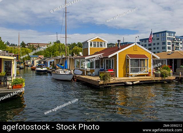 Houseboats on Lake Union in Seattle, Washington State, USA