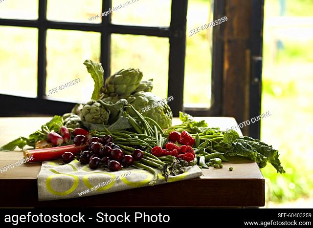 Composition with spring fruit and vegetables