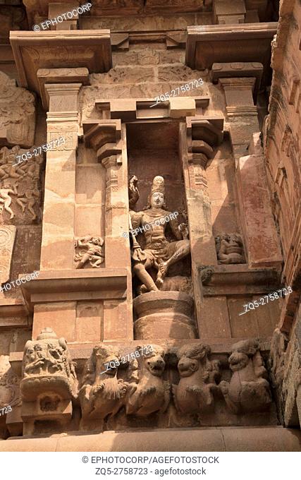 Kalantaka, a form of Shiva, southern niche, Brihadisvara Temple, Tanjore, Tamil Nadu, India