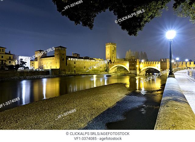Night at the Castelvecchio and the Scaligero bridge. Verona, Veneto, Italy, Europe