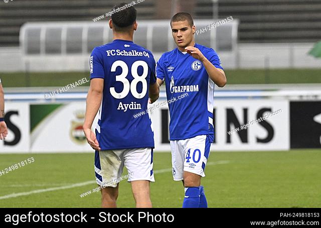 firo: 27.07.2021, Fuvuball, 2nd Bundesliga, season 2021/2022, test match FC Schalke 04 - Velbert jubilation, CAN BOZDOGAN with Aydin