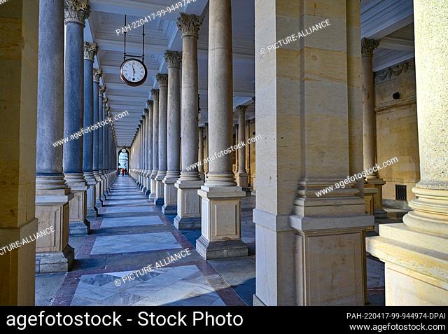 11 April 2022, Czech Republic, Karlovy Vary: The castle colonnade with various springs in the center of Karlovy Vary (Czech: Karlovy Vary)