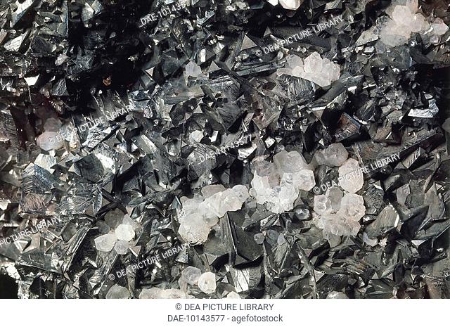 Minerals: Tetrahedrite (Copper Antimony Sulfide) and Quartz (Silicon Oxide) - Capnic, Romania