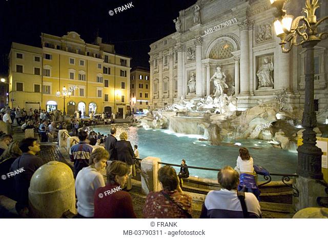 Italy, Rome, piazza of di Trevi, Fontana, di Trevi, illumination, tourists, Evening Capital, place, Trevibrunnen, wells, water game, water organ