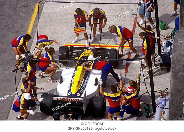 Nigel Mansell in his Williams Honda at a pit stop 1987