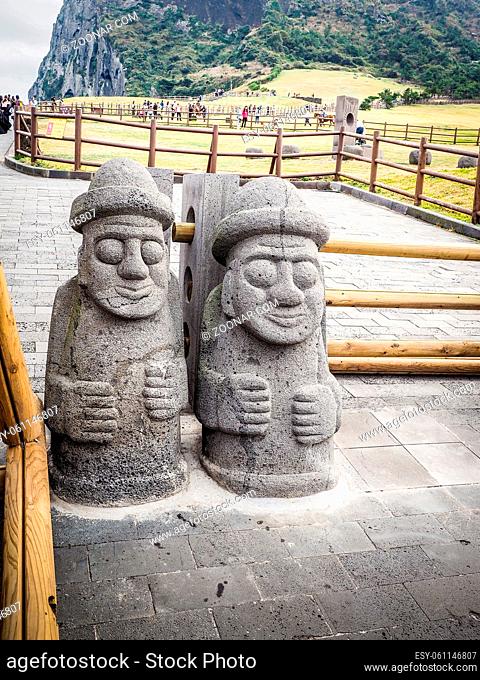 Twin Jeju idols (Dolharubang, the