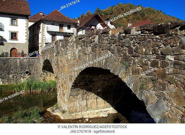 Medieval bridge of Ochagavía. Salazar valley. Navarra