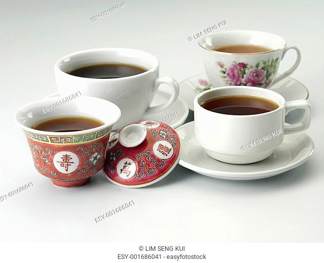 tea cups with tea