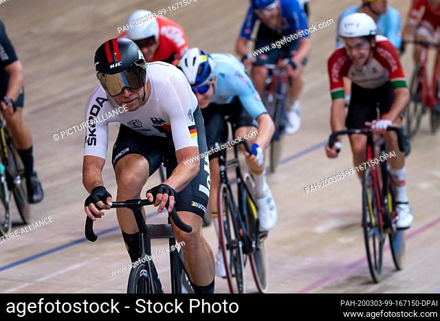01 March 2020, Berlin: Cycling/Track: World Championship, Madison, Men: Roger Kluge from Germany rides in the field of riders