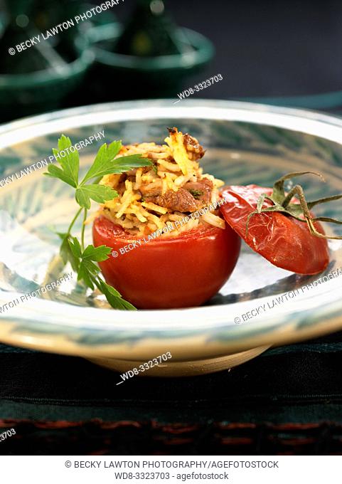 dolma-tomate relleno de carne de cordero picada