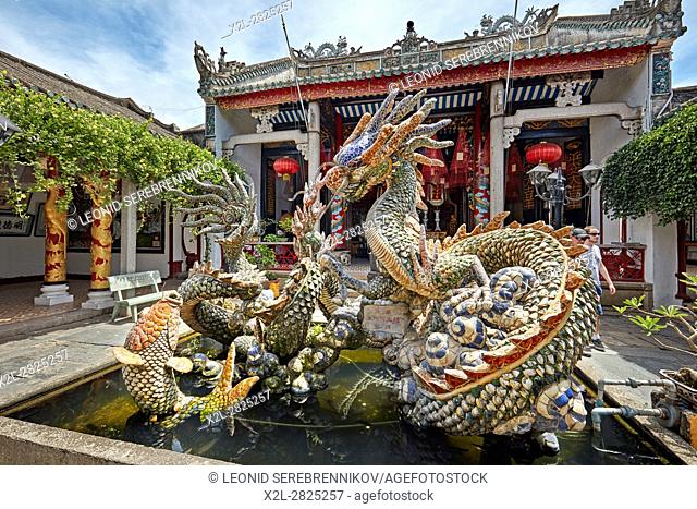 Dragon Fountain at the Cantonese (Quang Trieu) Assembly Hall. Hoi An Ancient Town, Quang Nam Province, Vietnam