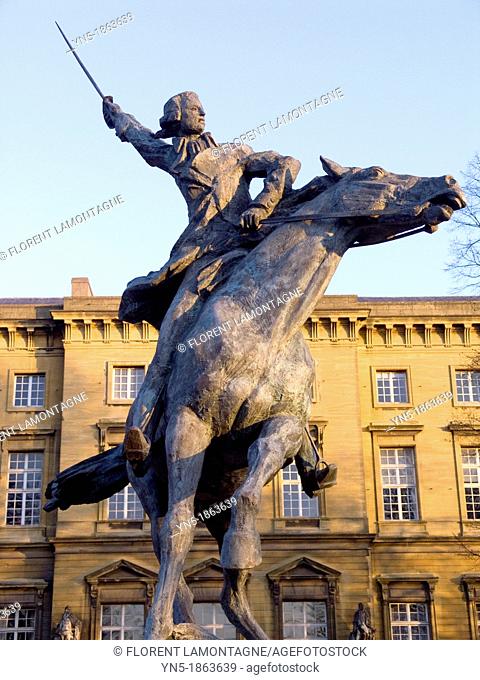 Statue in Metz, in Lorraine, of the famous general Gilbert du Motier Marquis de La Fayette 1757-1834  Metz was the place where he took the decision of going to...