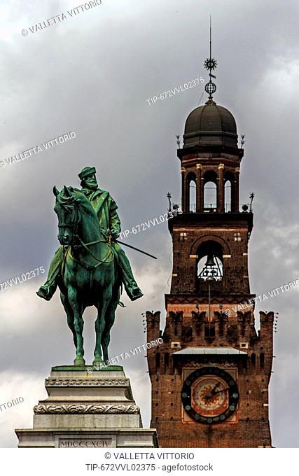 Italy, Lombardy, Milan, Sforzesco Castle and Garibaldi statue