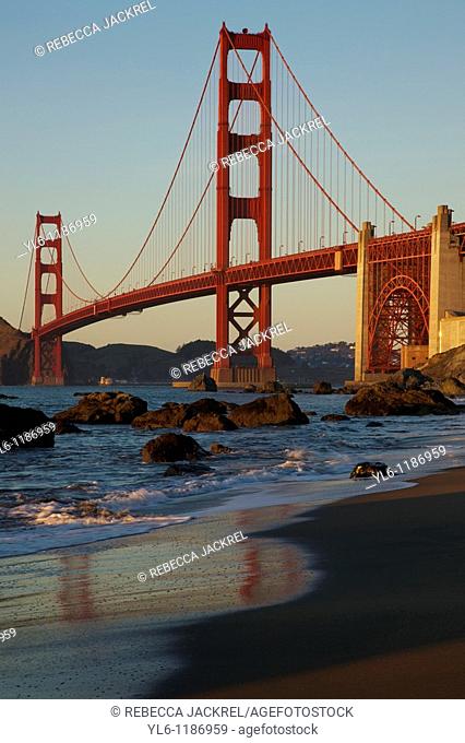 North America, USA, California, San Francisco  Golden Gate Bridge from Marshall Beach