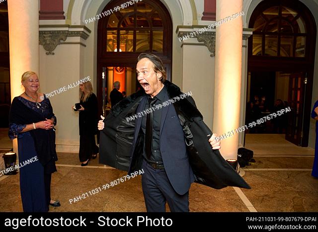 30 October 2021, Hessen, Frankfurt/Main: Actor Ralf Bauer appears at the ""Marken Gala"" . The ""Marken Gala"" in Frankfurt is considered one of the most...