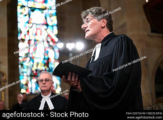 24 July 2022, Baden-Wuerttemberg, Stuttgart: Ernst-Wilhelm Gohl, the new Lutheran regional bishop for Württemberg, speaks at his inauguration ceremony in the...