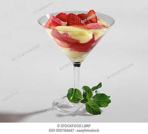 Rhubarb & Strawberries with Vanilla Pudding