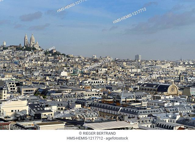 France, Paris, Basilique du Sacre Coeur (Sacred Heart Basilica) on the Butte Montmartre