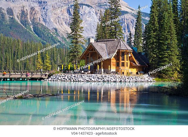 Picturesque log cabin, Emerald Lake, Yoho NP, British Columbia, Canada