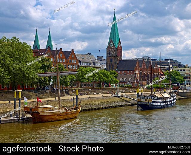Panoramic view from the Teerhof Bridge to the Schlachte, Hanseatic City Bremen, Germany
