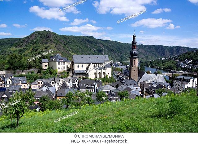 View of the abbey hill with the Kapuziner Abbey, Cochem, Moselle, district Cochem Zell, Rhineland Palatinate, Germany, Europe