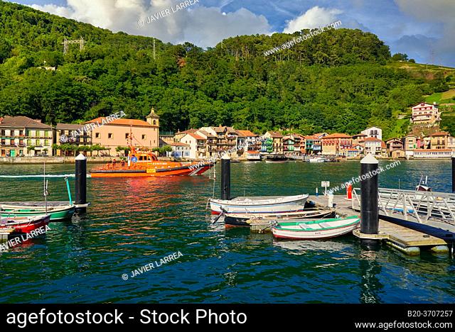 Pasai Donibane, Port of Pasajes, Gipuzkoa, Basque Country, Spain, Europe