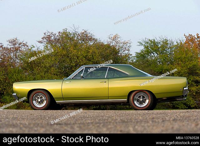 Plymouth Road Runner, built in 1968, muscle car, oldtimer, classic