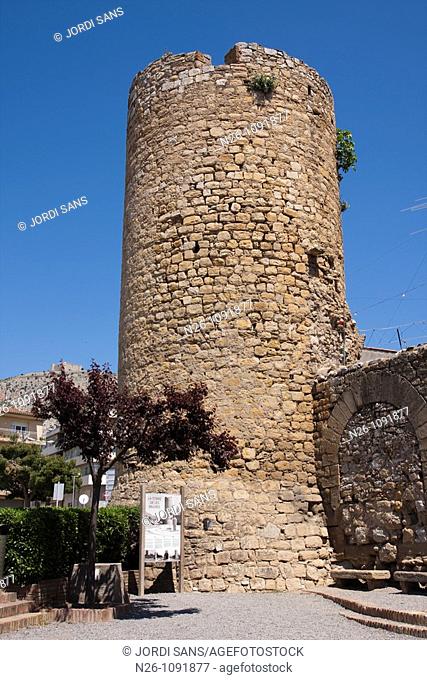Torre de les Bruixes, parte del recinto amurallado de Torroella de Montgrí  Siglo XVI  España, Catalunya, provincia de Girona, Baix Empordà