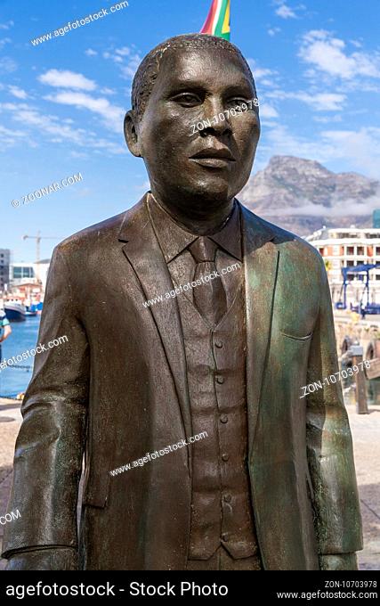 Albert John Luthuli, Bronzestatue, Waterfront, Kapstadt, Provinz Western Cape, Südafrika, RSA, Afrika | Albert John Luthuli, Memorial, Waterfront, Capetown