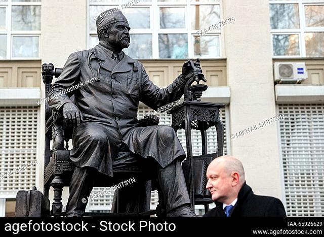 RUSSIA, MOSCOW - DECEMBER 20, 2023: Russia's Deputy Healthcare Minister Yevgeny Kamkin takes part in a ceremony to unveil a monument to Russian surgeon Pyotr...