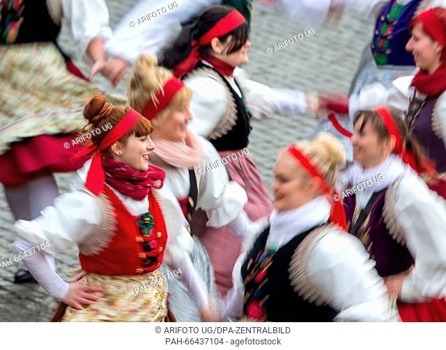 Women in traditional costume dance during the ceremonial parade to bring in summer in Eisenach, Germany, 05 March 2016. According an old custom, old Mr