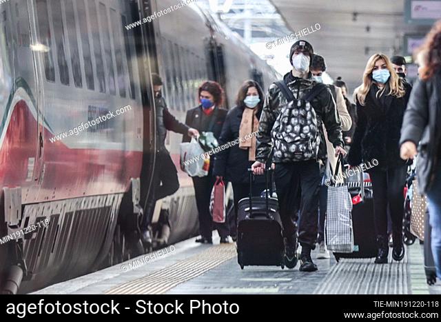 Travelers at Termini station in Rome, the first weekend before the Christmas holidays. Italy has launched a Dpcm that has imposed a lockdown from 24 December as...