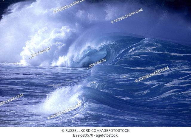 Scenic Wave: Storm Wave