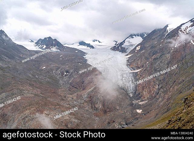 Europe, Austria, Tyrol, Ötztal Alps, Ötztal, Obergurgl, view of the Gurgler Ferner in the ascent to the Ramolhaus