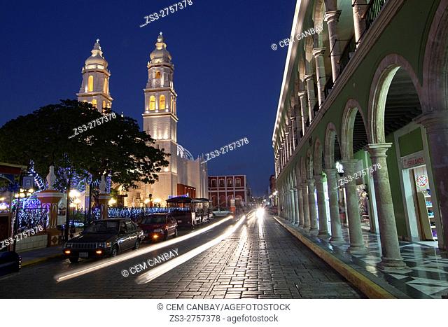Catedral de Nuestra Senora de la Purisima Concepcion, Cathedral of Campeche at Zocalo in the historical center listed as World Heritage Site by Unesco by night