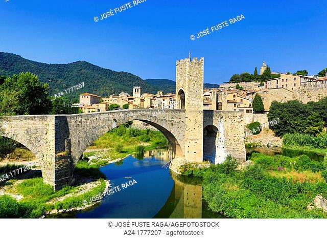 Spain , Catalonia , Girona Province, Medieval Town of Besalu City, Besalu Bridge