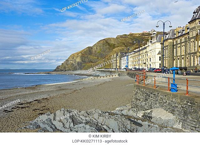 Wales, Ceredigion, Aberystwyth. North Beach and Marine Terrace on the seafront at Aberystwyth