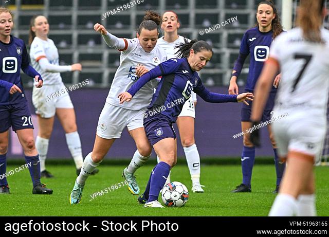 OHL Women's Hannah Eurlings and Anderlecht Women's Stefania Vatafu fight for the ball during a soccer match between RSC Anderlecht and OH Leuven