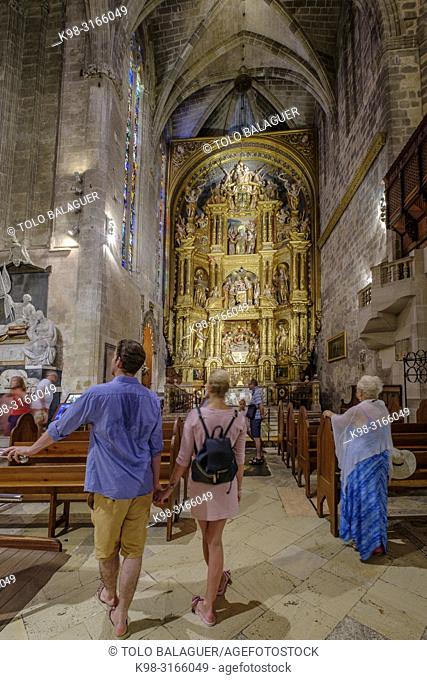 Capilla del Corpus Christi, retablo barroco de madera dorada y policromada, siglo XVII, obra del escultor mallorquín Jaume Blanquer, Catedral de Mallorca