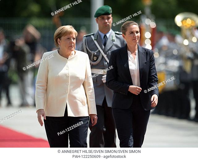 Federal Chancellor Angela MERKEL and Prime Minister Mette FREDERIKSEN Welcome and welcome by the Federal Chancellor with military honors to the Minister...