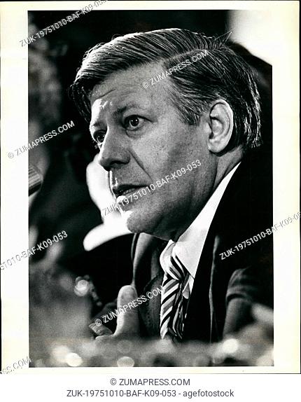 Oct. 10, 1975 - Hotel Pierre, New York City. Helmut Schmidt, Chancellor of the Federal Republic of Germany, during a speech given to the US Council of the...