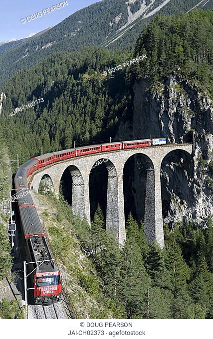 Glacier Express & Landwasser Viaduct, Filisur, Graubunden, Switzerland