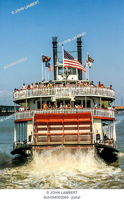usa, louisiana, new orleans paddle steamer
