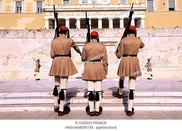 Greece, Athens, changing of the guard in front of the Parliament on Syndagma square
