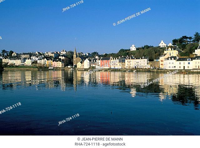 Port Sauzon, Belle Ile en Mer, Breton Islands, Morbihan, Brittany, France, Europe